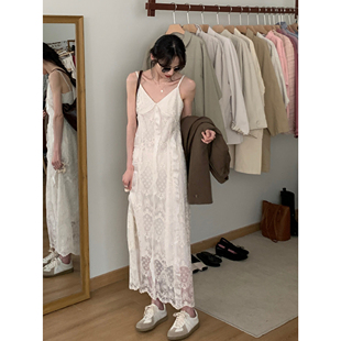 高级感别致花边长裙 法式 韩系白色蕾丝吊带连衣裙女2023春季 新款
