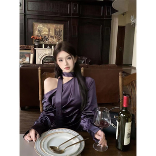 斜肩性感缎面飘带长袖衬衫女秋季修身气质小众衬衣高级感紫色上衣