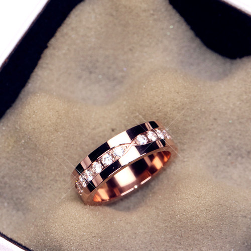 微镶戒指欧美钛钢玫瑰金时尚
