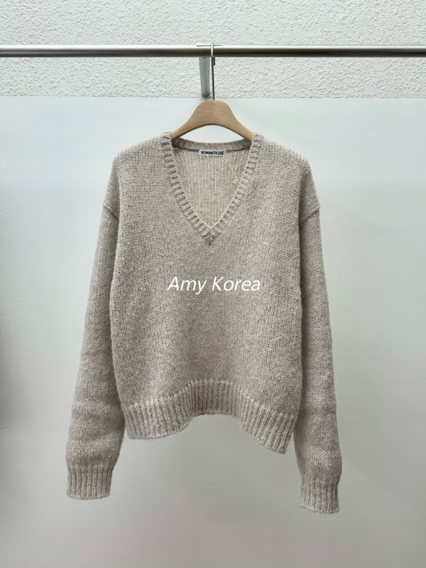 ROMANTICIZE Amy韩代 25fw 东大门 羊驼毛混纺 V领套头长袖针织衫