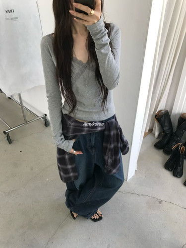 nuese Amy韩代 26早秋 东大门 蕾丝花边 V领 长袖t恤 纯色洋气