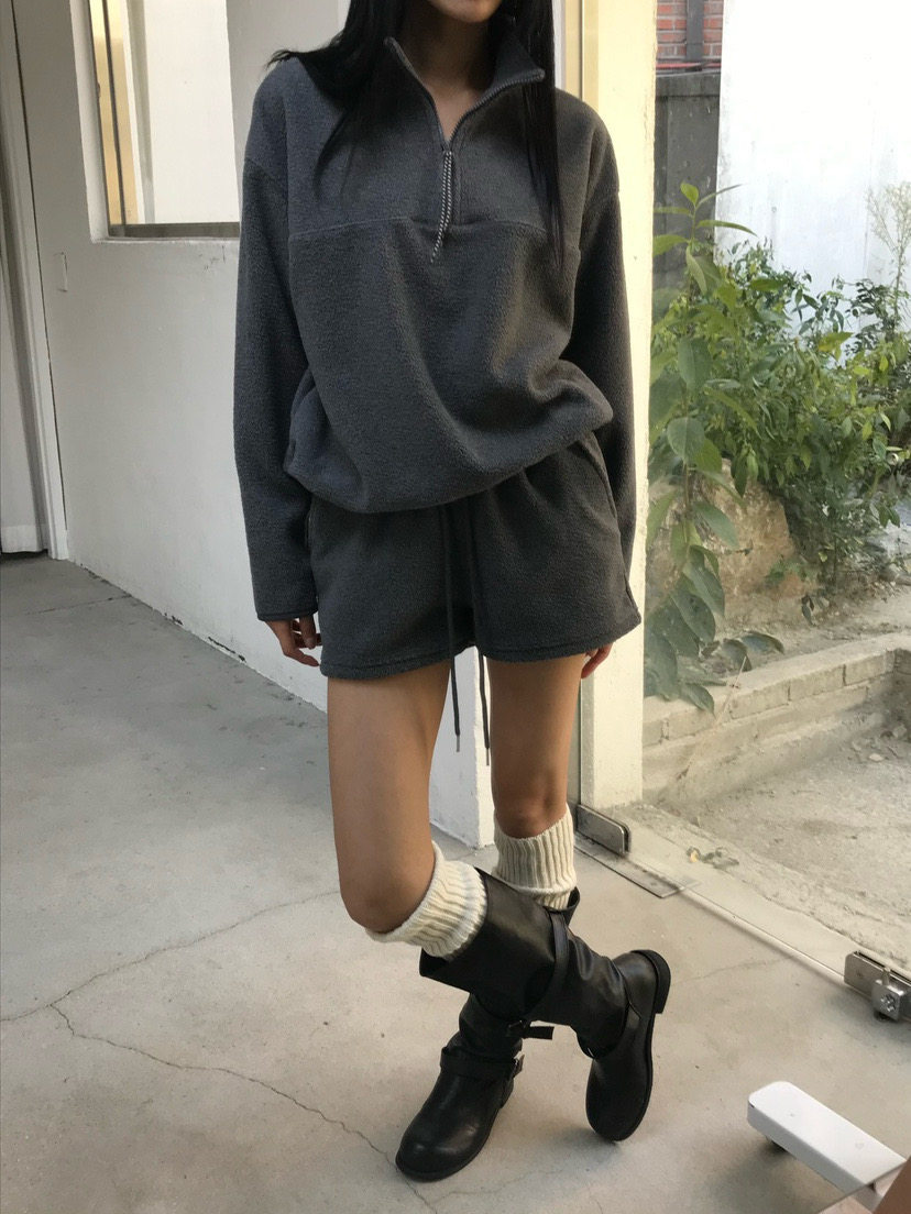 vive Amy韩代 26fw 东大门 纯色半拉链 摇粒绒卫衣 短裤 休闲百搭