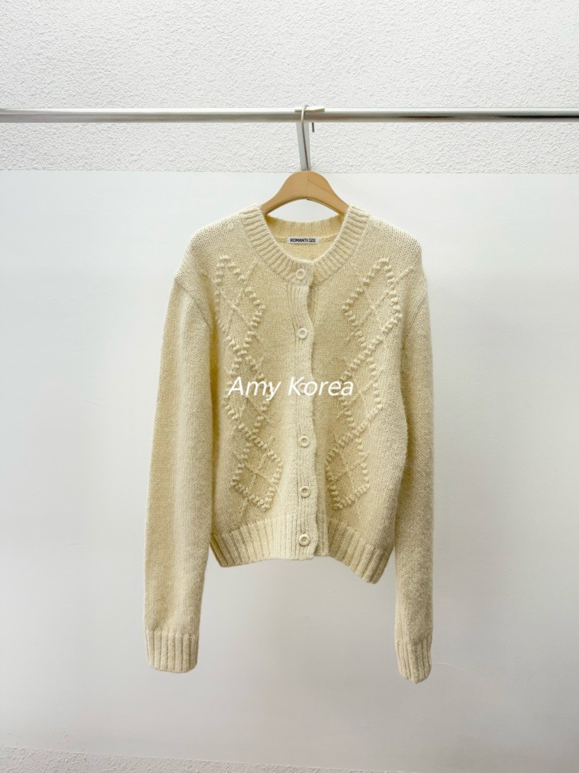 ROMANTICIZE Amy韩代 25fw 东大门 纯色 羊驼毛混纺 系扣针织开衫