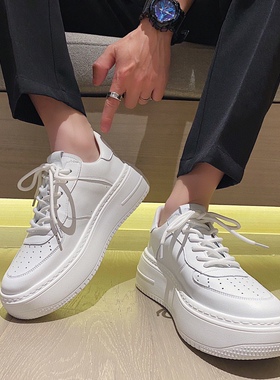 2025新款板鞋男秋季休闲透气真皮百搭潮流厚底内增高低帮小白鞋男