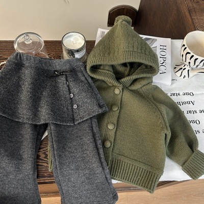 韩版童装2025年冬季新款连帽针织开衫加绒屁帘喇叭裤女童休闲裤