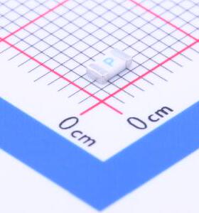 0440003.WR 一次性保险丝 32V贴片式陶瓷保险丝