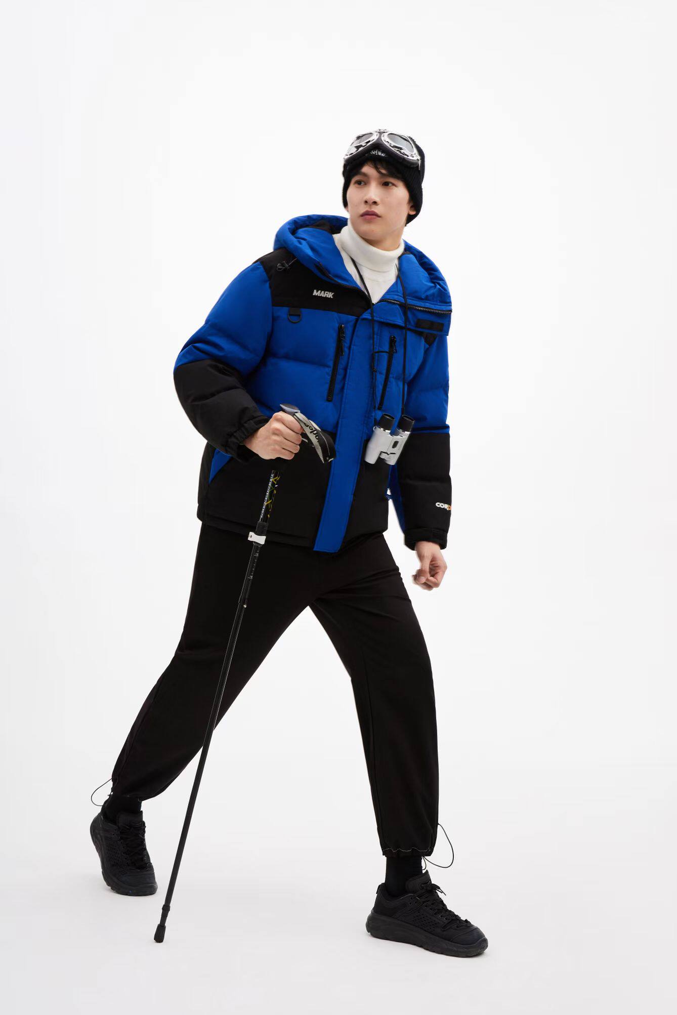 商场撤柜男士秋冬滑雪羽绒服拼色羽绒服