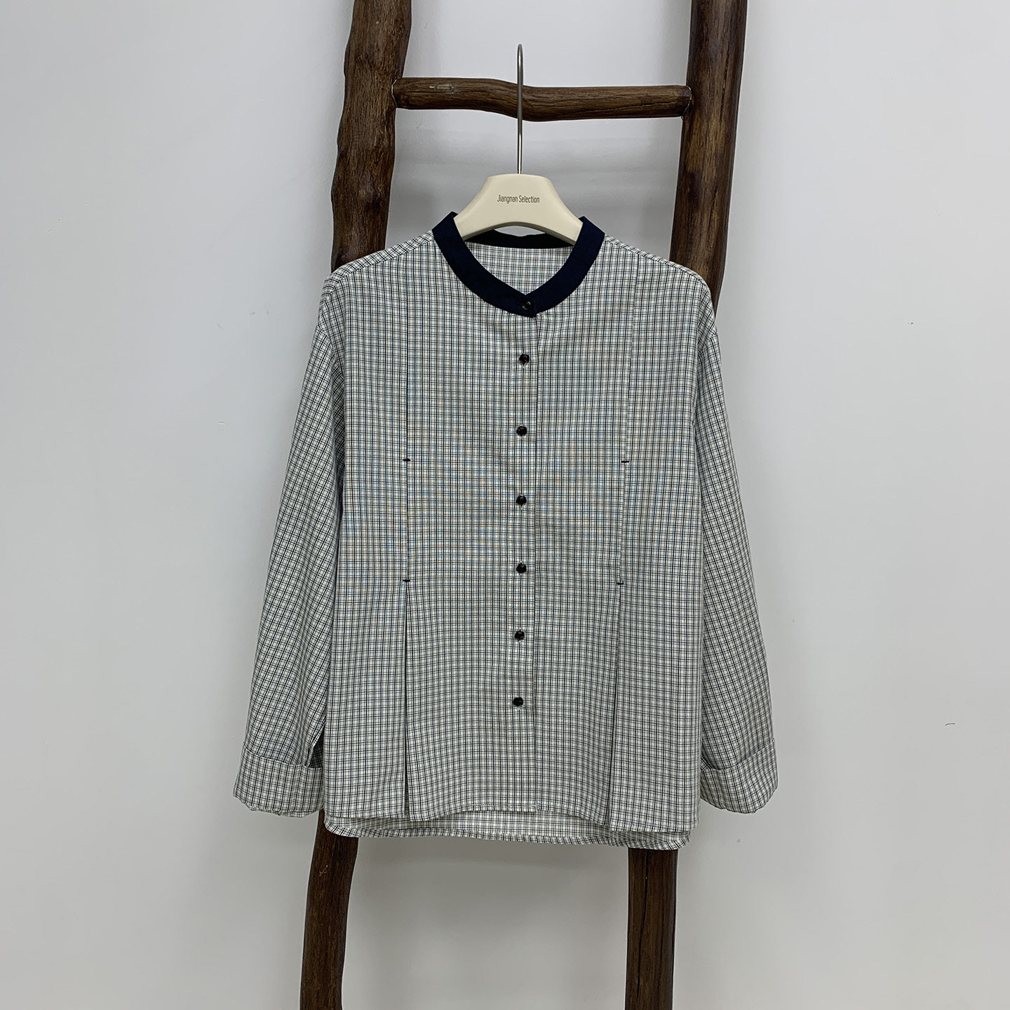 复古格子长袖衬衫女宽松立领纽扣百搭高级感上衣