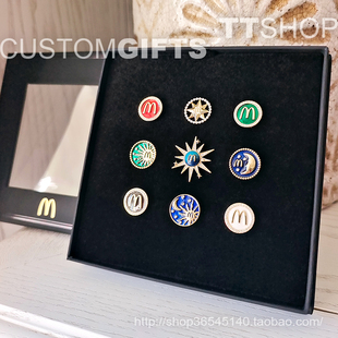 麦当劳镶钻徽章日月星辰金属镀金纪念章胸针领花pins礼盒女生礼物