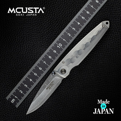 Mcusta传世家徽折叠刀日本正品