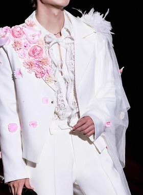 蒋敦豪同款男士白色纯手工花短款飘纱西服演唱会演出服西装潮牌男