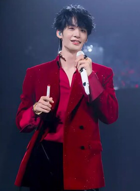 王赫野明星同款红色丝绒西装男舞台演出高级感设计感西服外套潮牌