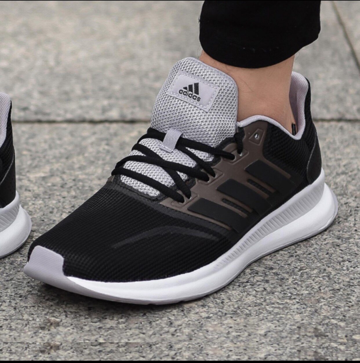 adidas阿迪达斯男鞋RUNFALCON 轻便网面透气休闲运动跑步鞋FW5056-爆投体育- 淘优券