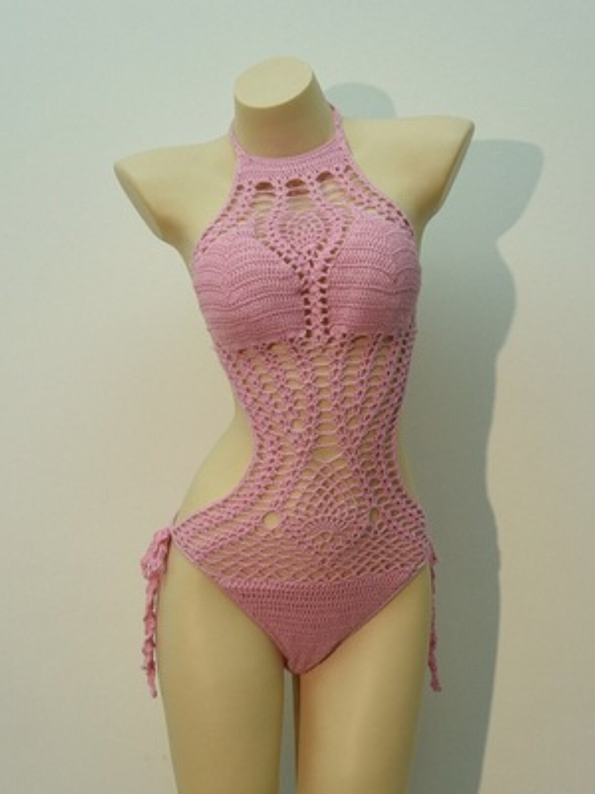 Handmade Crochet One-Piece Swimsuit: Hollow Halterneck - Taobao product photo 4