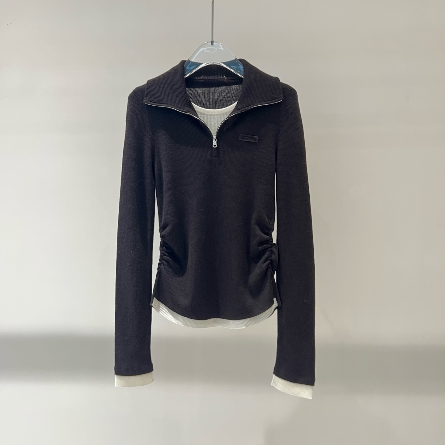 时尚半拉链立领拼接假两件针织衫