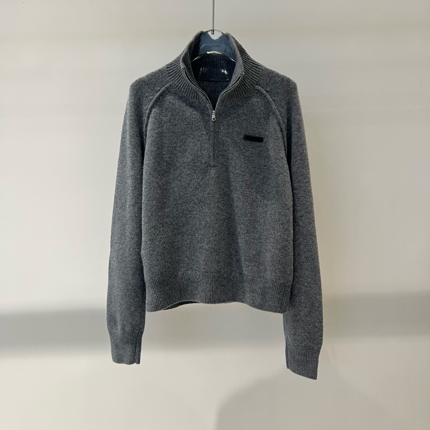 时尚百搭宽松显瘦半拉链针织衫