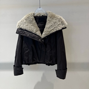 店艾诺丝2025冬季新款时髦复古宽松显瘦短款翻领羽绒服女AR004163