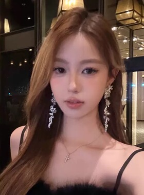 售完无补 花栈2026新款法式复古珍珠花朵耳钉小众轻奢高级感耳环