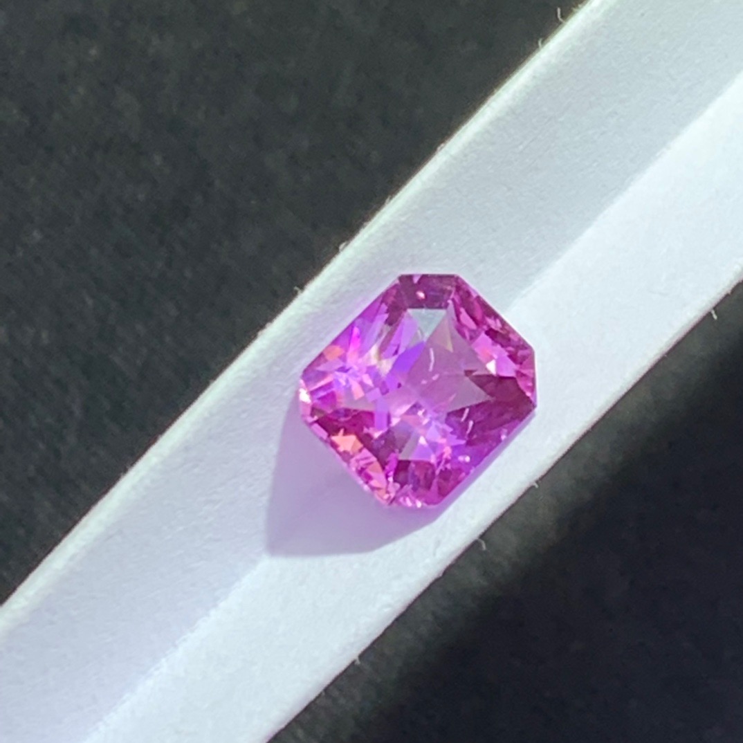 天然斯里兰卡无烧紫色蓝宝石