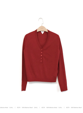 BBE礼贝 新款18针单边V领纽扣套头美丽奴羊毛针织长袖上衣279