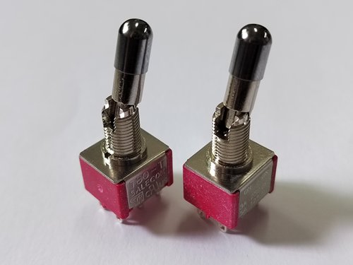 台湾T80-T提拉自锁摇头钮子开关 6脚防碰拨动T8011-LKB交通轨道用