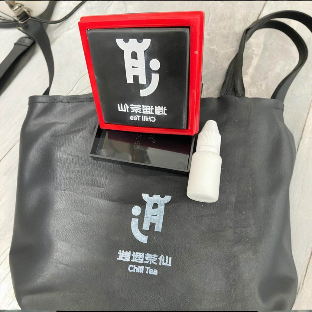白色印章布料塑料金属光敏印油油墨定制FACE英文字母黑色红色布料