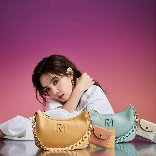 Robinmay X Ella 代言 嘉年華斜背包 6色