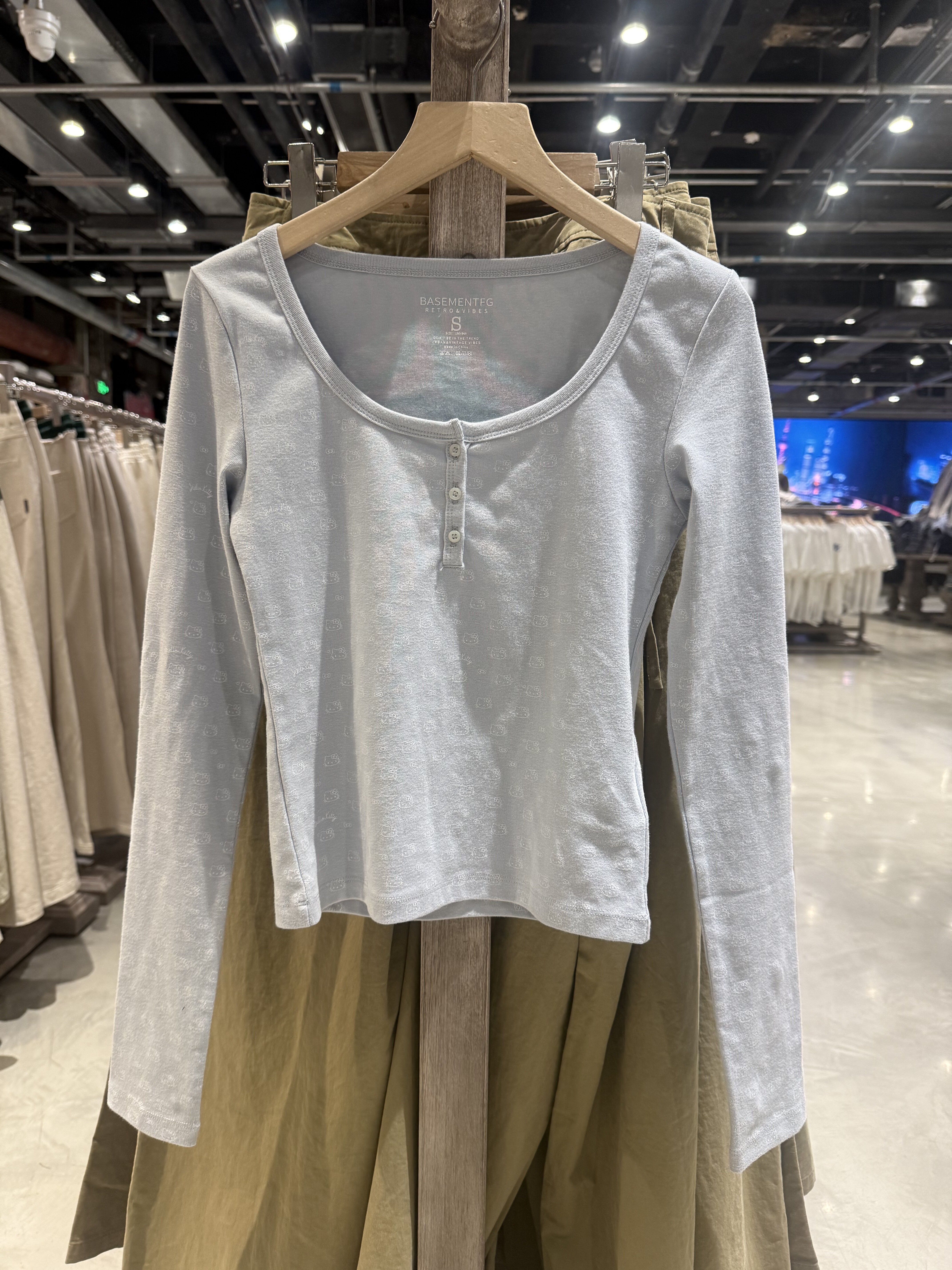 BASEMENT FG 国内北京BF正品代购长袖T恤不支持退换