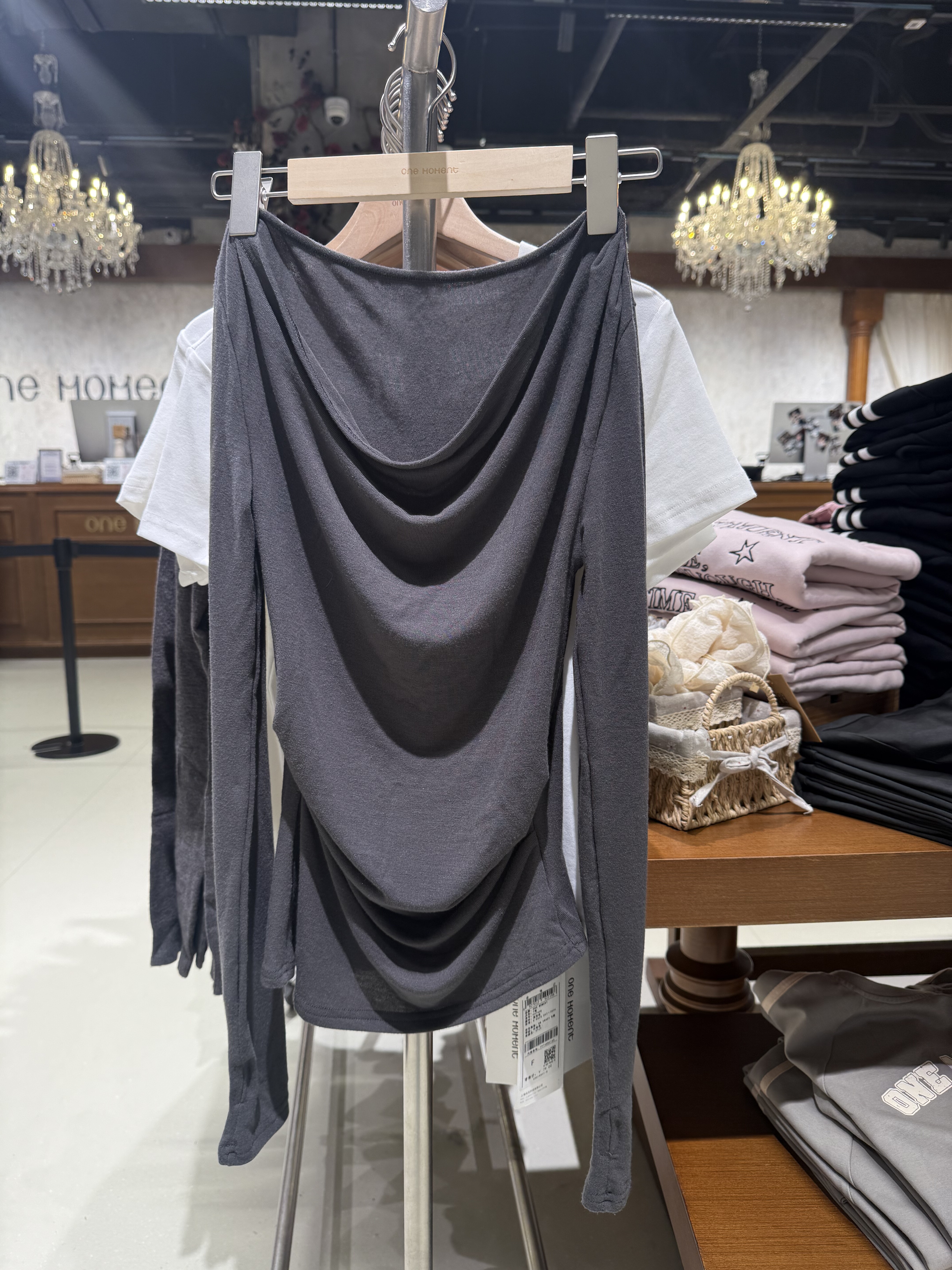 OM one moment国内正品代购长袖T恤不支持退换