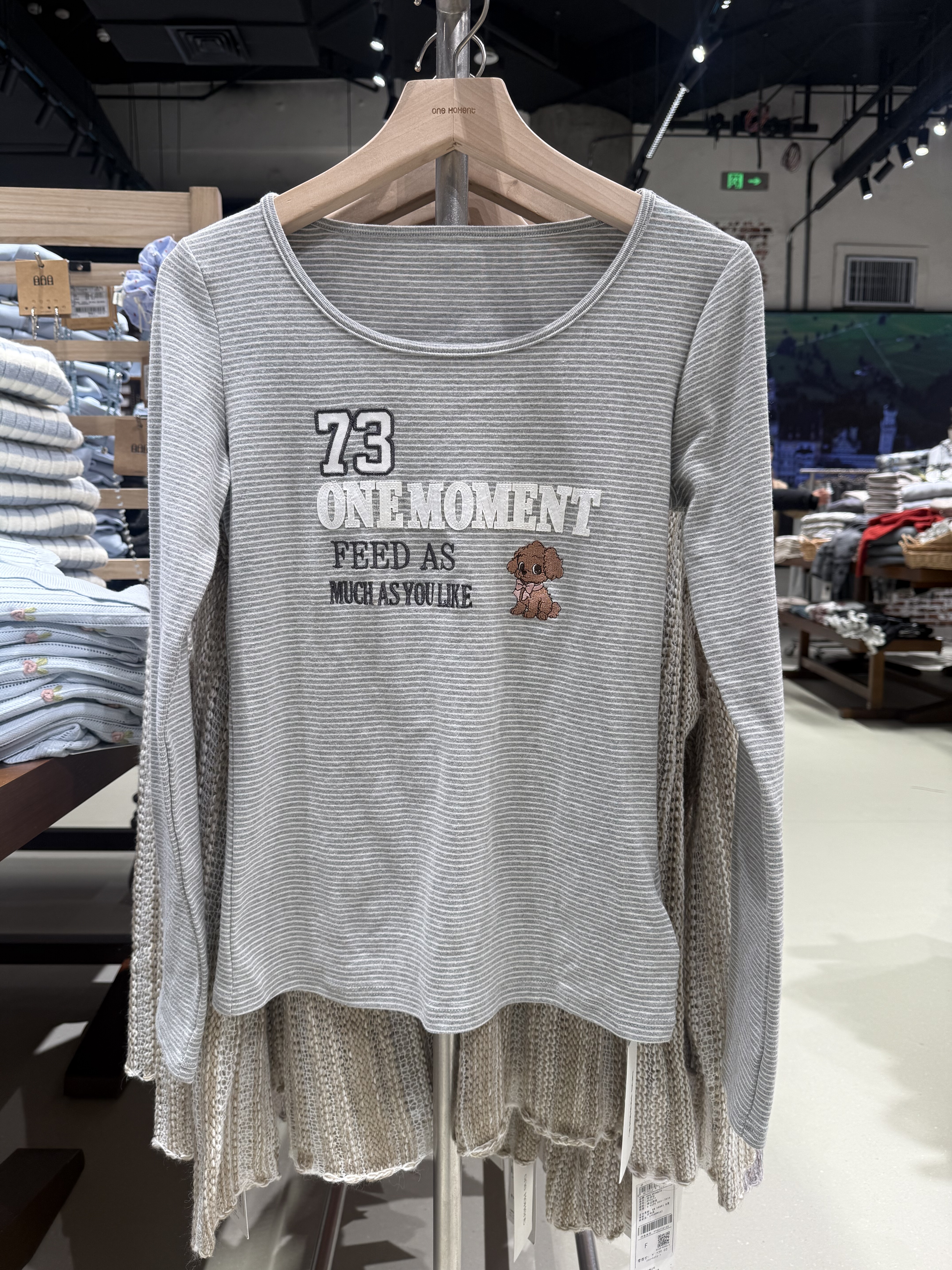 OM one moment国内正品代购小狗条纹长袖T恤不支持退换