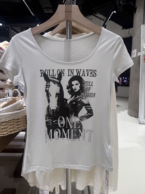 OM one moment国内北京正品代购短袖T恤不支持退换