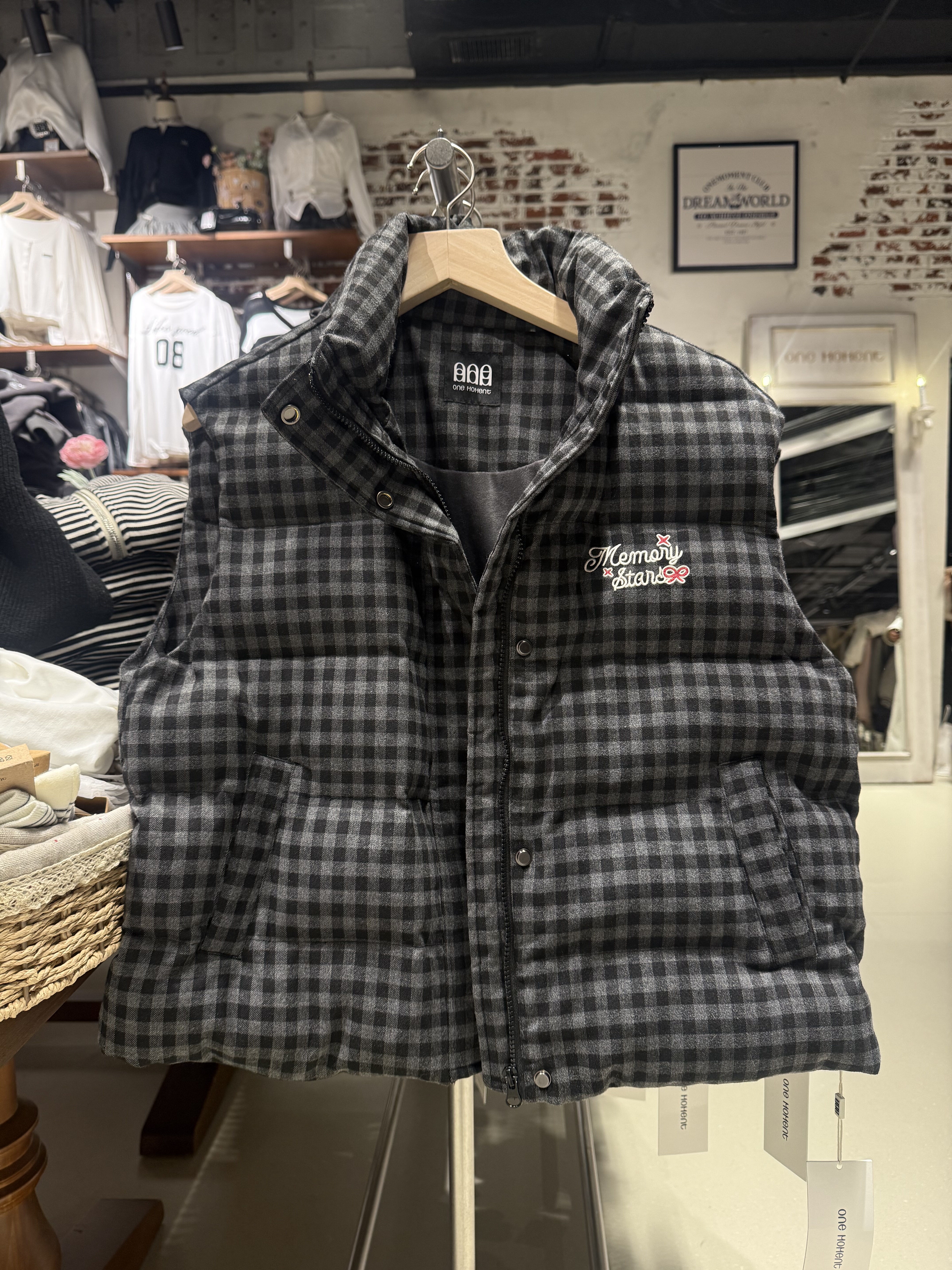 OM one moment国内正品代购格子马甲不支持退换