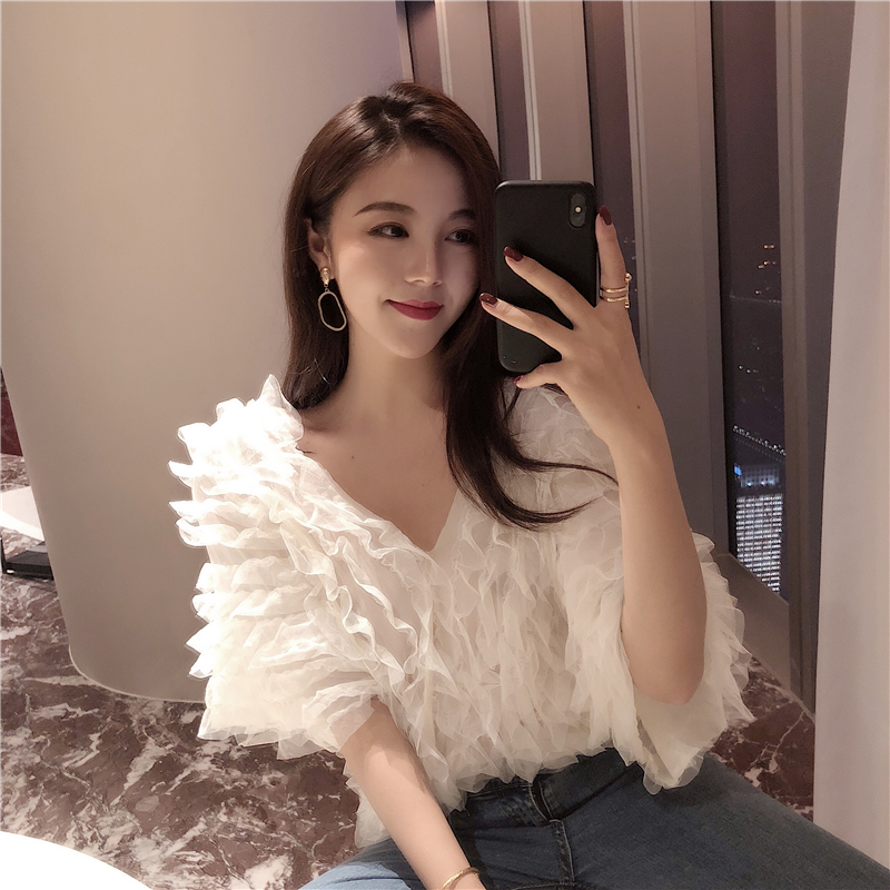 Real price goddess temperament wave lace collar top