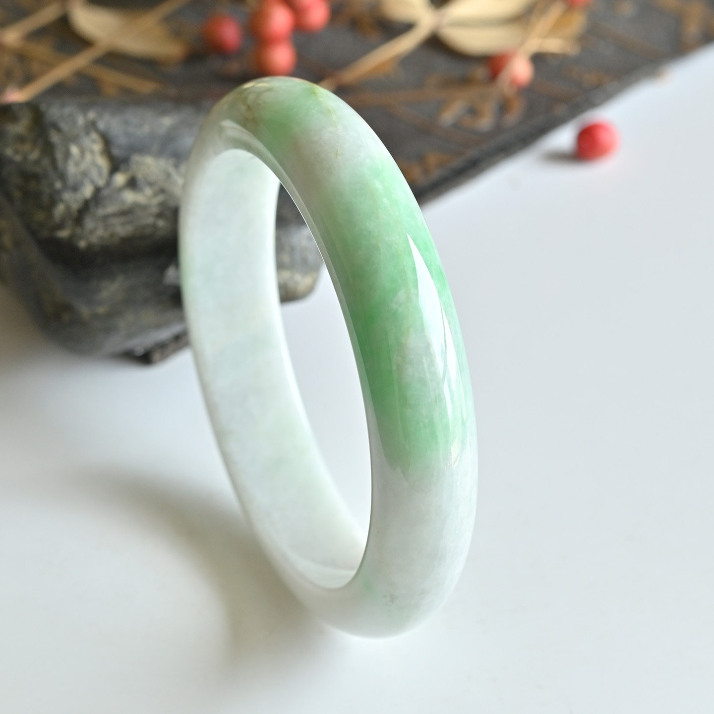 清仓天然A货翡翠手镯冰糯种飘绿玉镯子女款60缅甸玉手镯一物一图