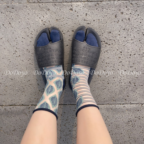 AB中筒袜洞洞妖不对称薄棉ins