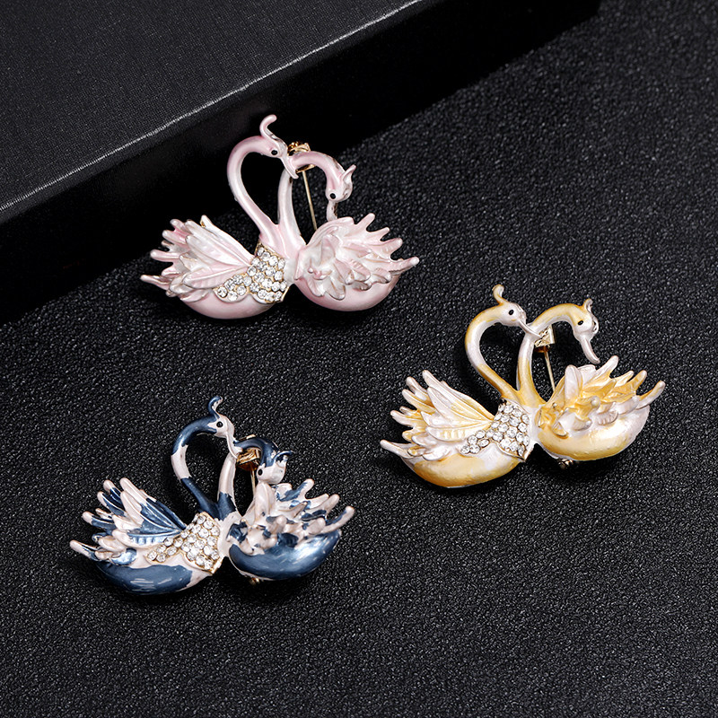 原创渐变手绘双天鹅胸针女时尚高档气质简约别针大衣西服优雅配饰