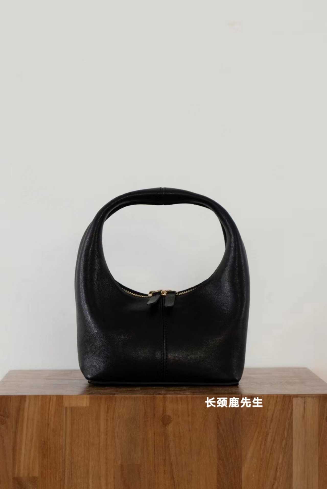 2021年春季韩国手工设计感女包
