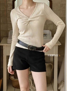 2025年秋冬新款韩国东大门直邮 ttu拧结鸡心领修身针织衫