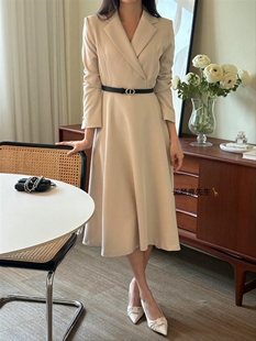 eeyou西装 韩国东大门 翻领通勤连衣裙 新款 2026年春季