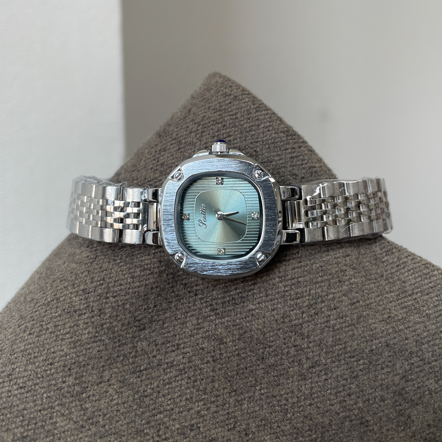 轻奢小众手表女高级感2025年新款十大名牌手链表中古秋冬机械表