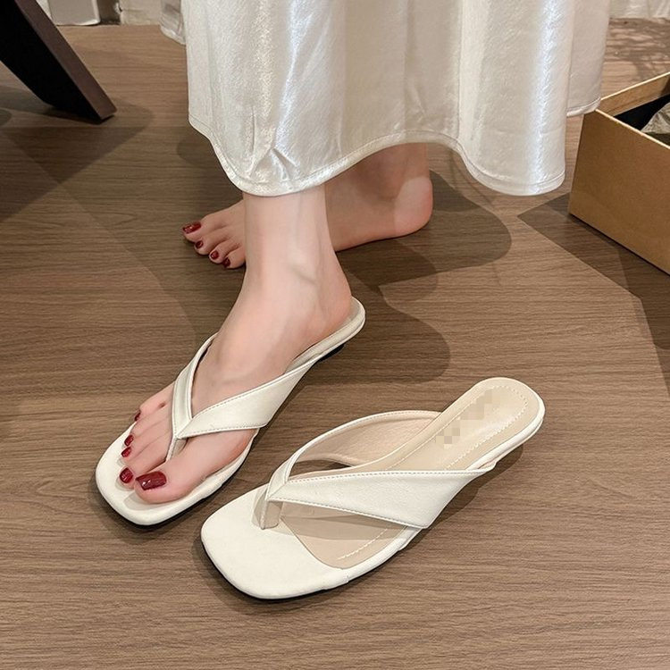 低跟高跟夹脚夹板人字拖凉拖鞋女外穿夏卡迪篙绝美海边粗跟凉鞋