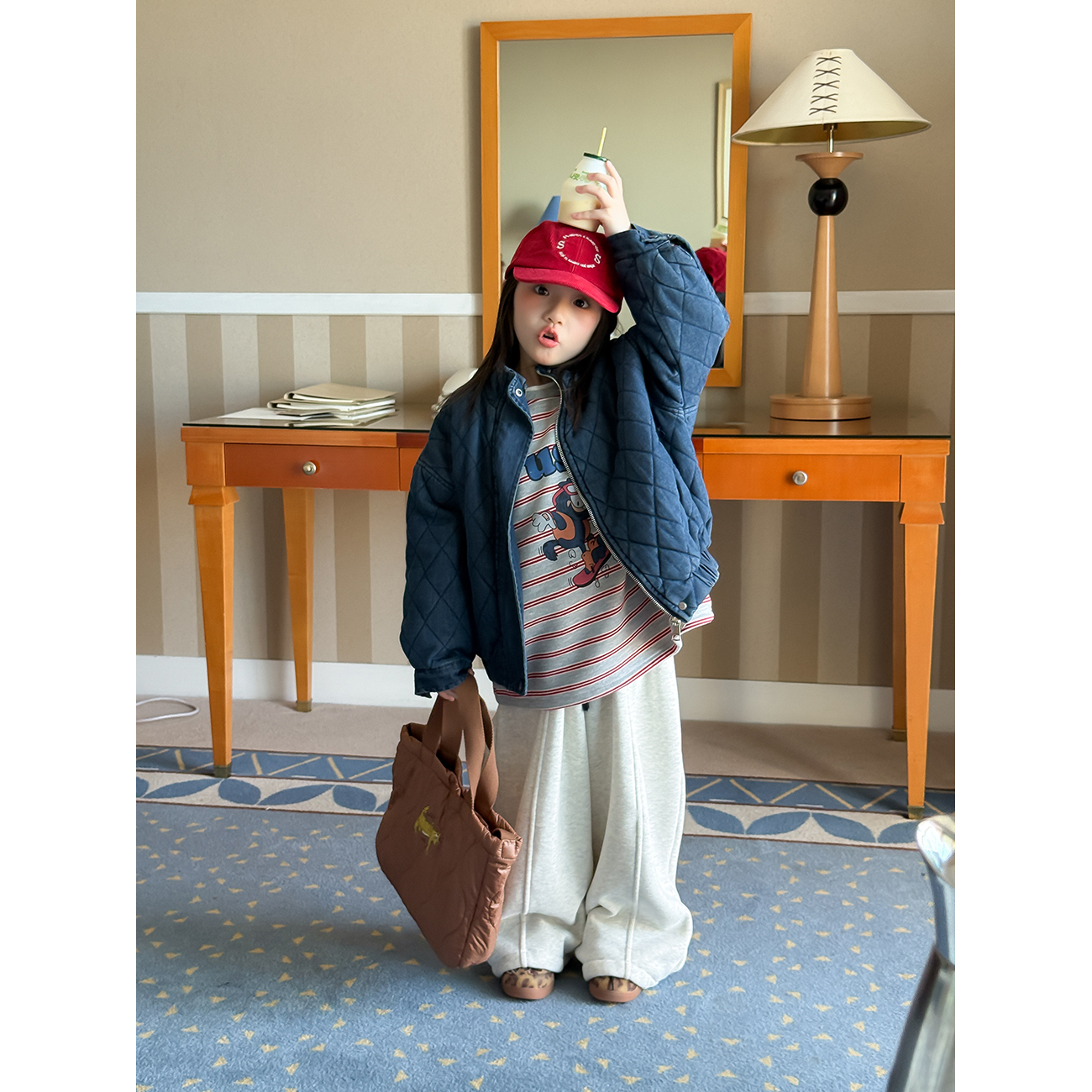 韩版复古菱形格宽松牛仔衣