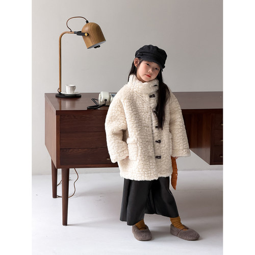 Harper kids韩版女童羊羔毛立领牛角扣外套配包包 H25A181023
