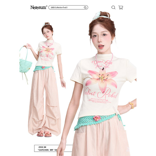 NERESUM韩系花卉半高领短袖T恤