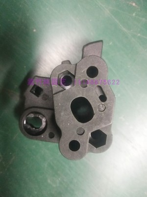 适用于斯蒂尔HS81T/86R绿篱机化油器座胶木垫修剪机绿篱剪