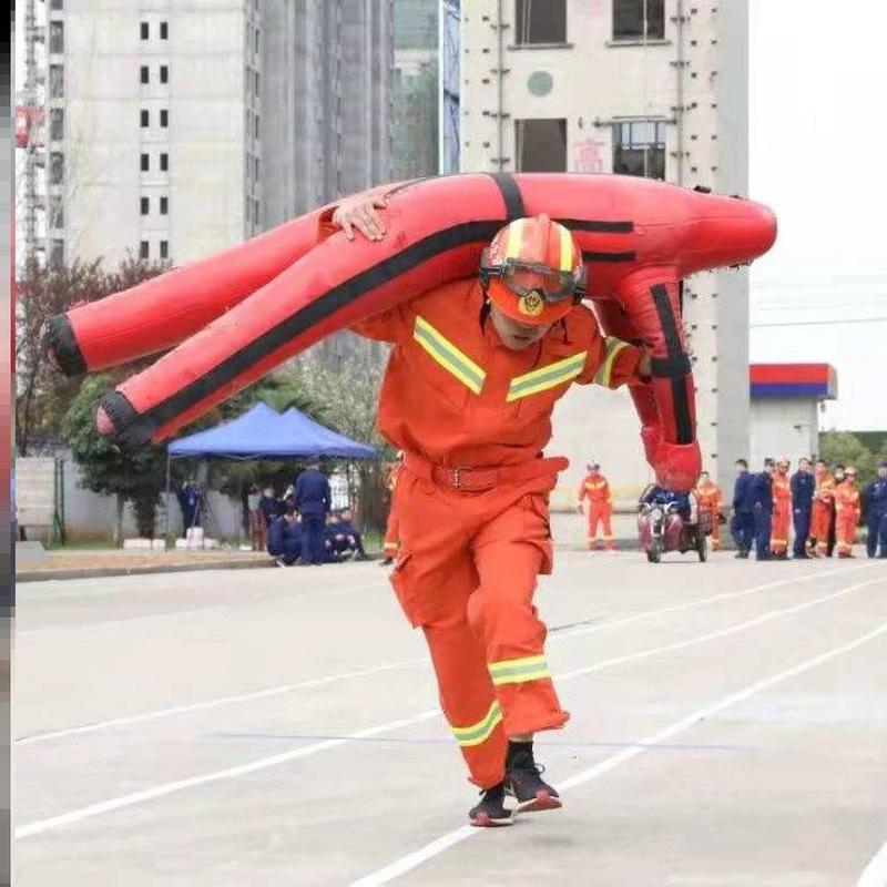 搏击发泄人偶 摔跤拳击陪练人形沙袋 消防救援演习训练双腿假人