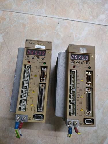 安川伺服驱动器 SGDM-02BDA SGDM-02BD 二手拆机 测试包好200W
