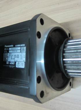 MGMA092P1G  日本松下伺服电机 A4 900W 0.9KW 成色很新 测试包好