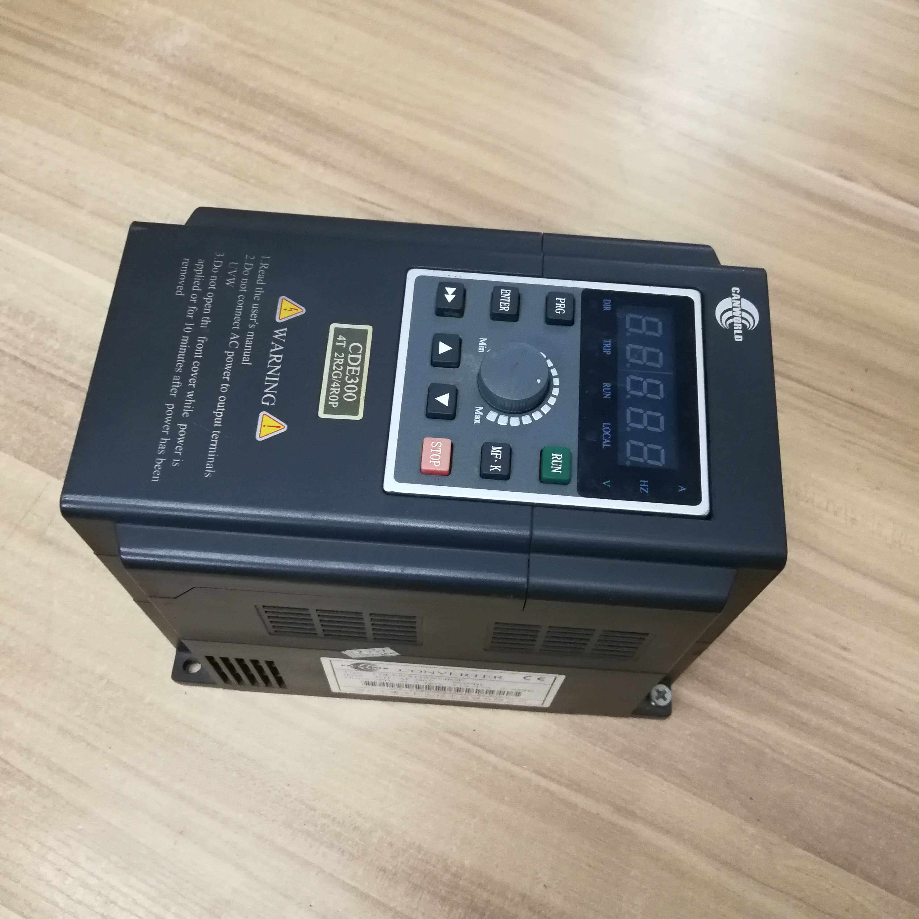 康元 康沃二手变频器 cde300-4t2r2g/4r0p 380v 2.2kw 4kw 成色好