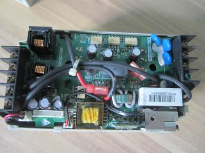 台达变频器 VFD-M 230V 0.4KW VFD004M23A 底座带模块  驱动板